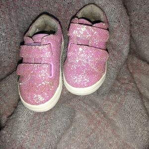 🌻5/$10 Cat and Jack pink sparkly girls toddler shoes